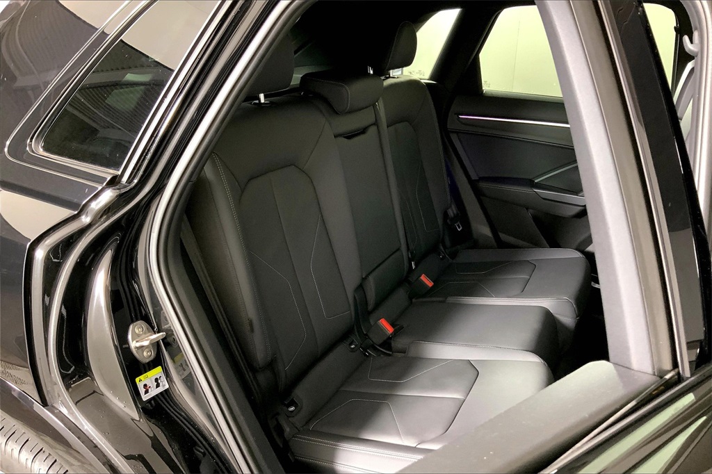 2021 Audi Q3 S line Premium Plus photo 26