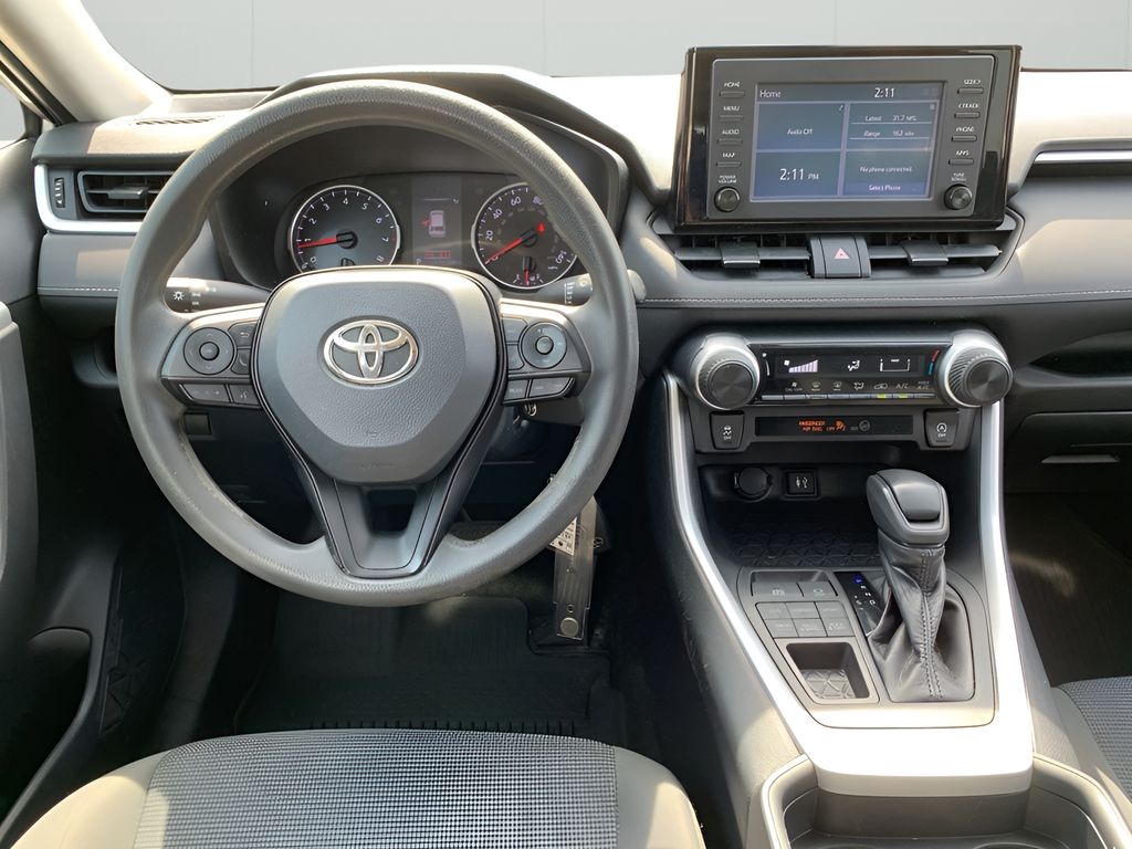 2019 Toyota RAV4 LE photo 13