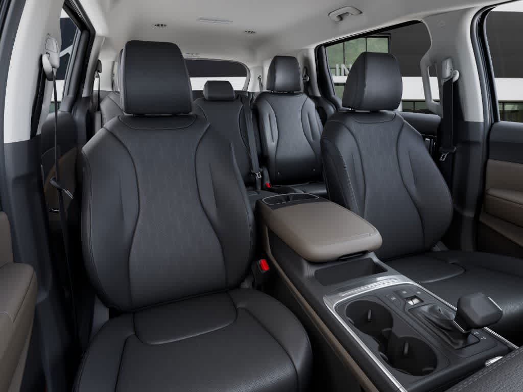 2026 Kia Carnival LXS photo 11