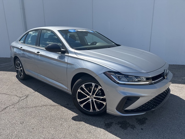 2025 Volkswagen Jetta 1.5T Sport photo 2