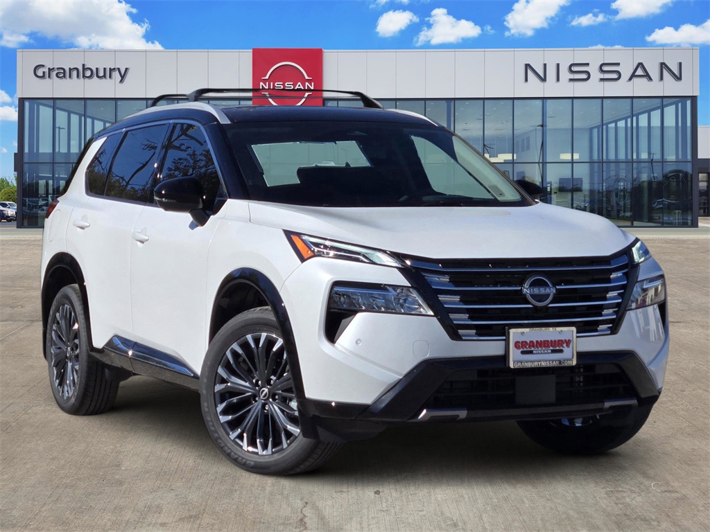 2026 Nissan Rogue Platinum's photo