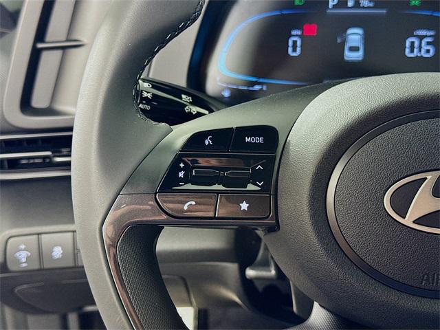2025 Hyundai Elantra SEL Sport photo 12