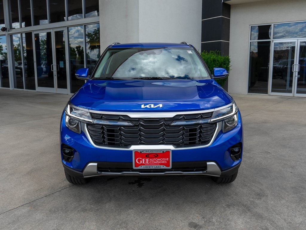 2026 Kia Seltos S photo 2