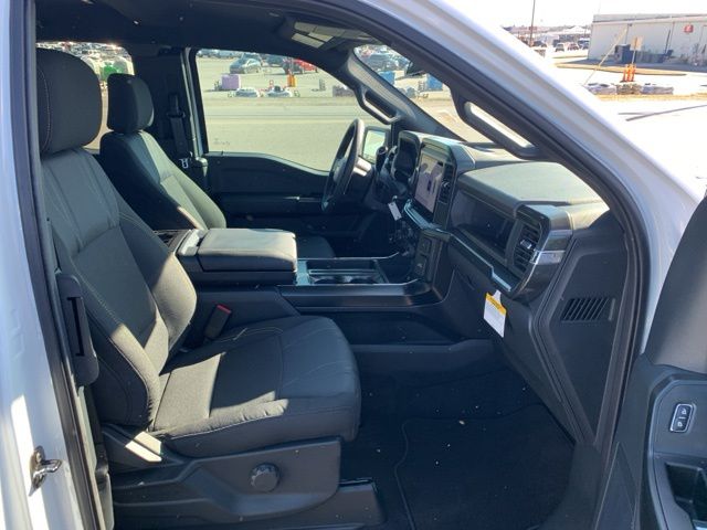 2025 Ford F-150 STX photo 22