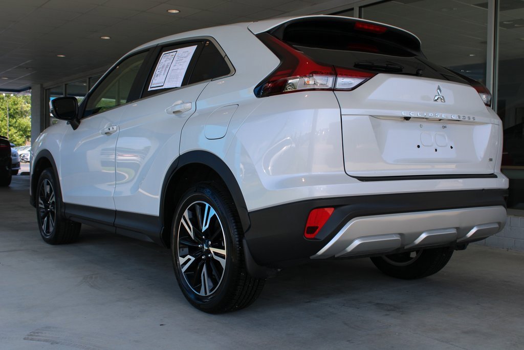 2023 Mitsubishi Eclipse Cross SE photo 2
