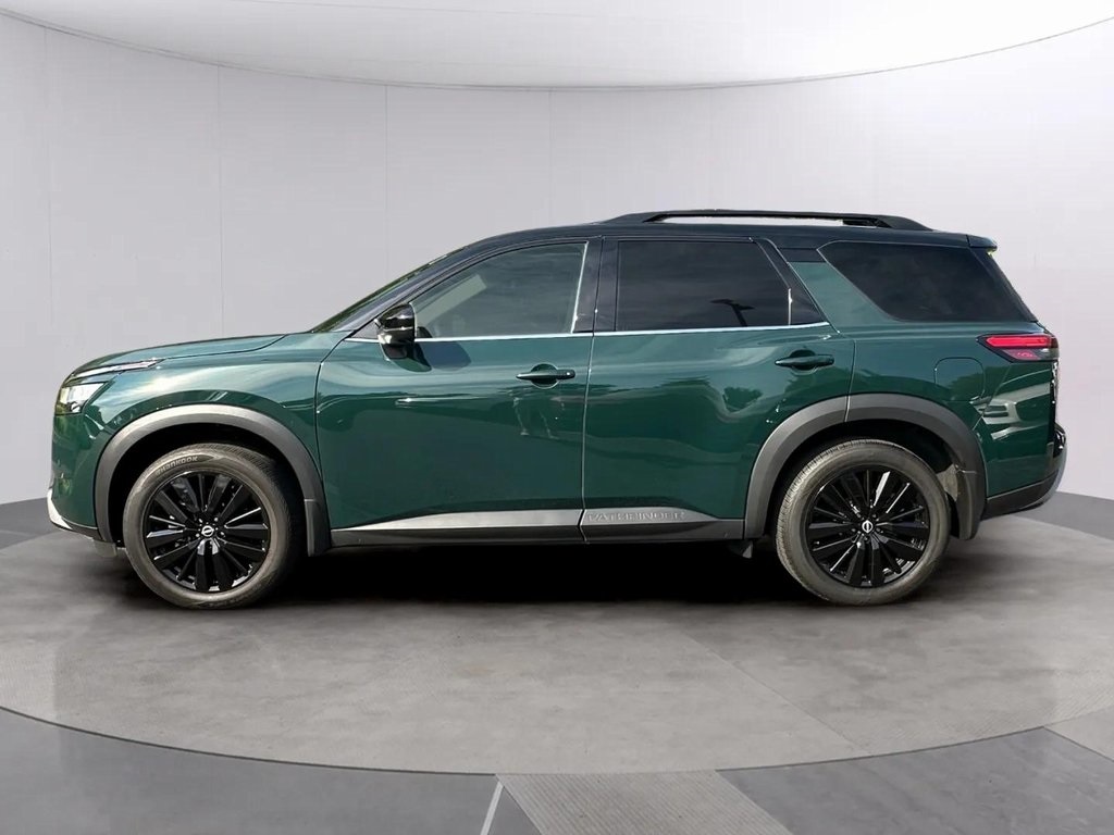 2024 Nissan Pathfinder SL photo 7