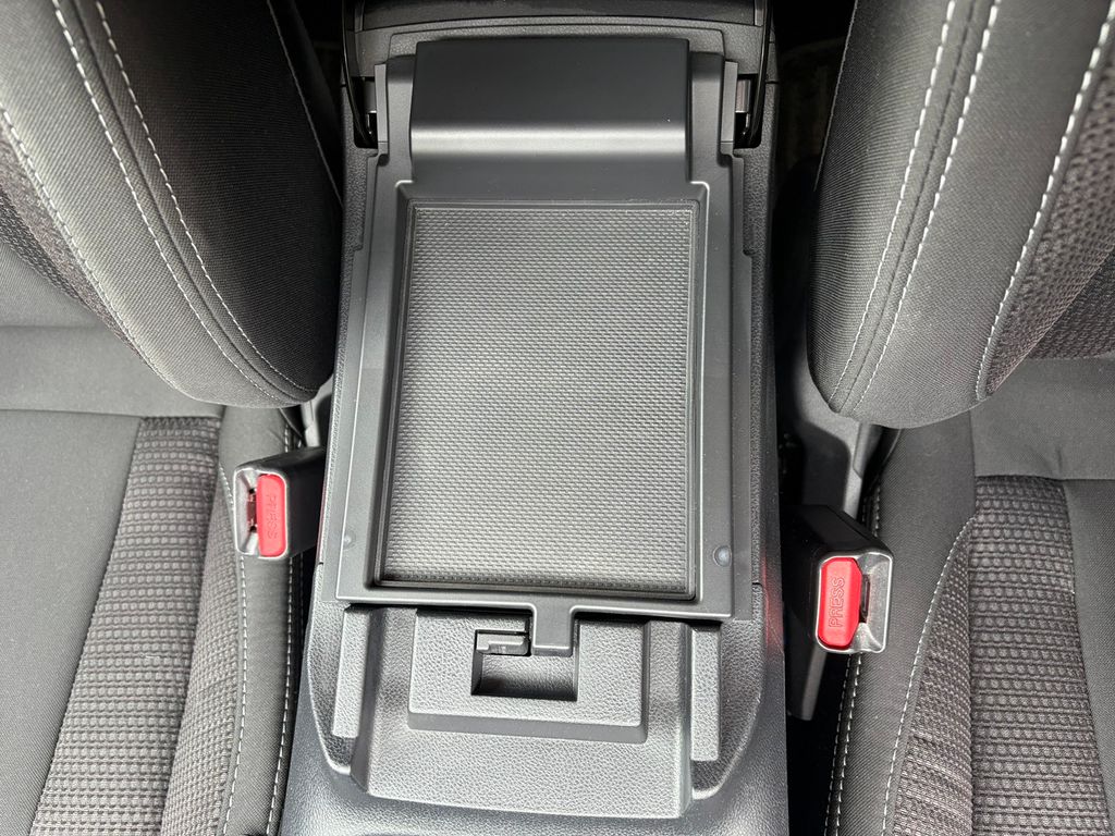 2022 Subaru Outback Premium photo 21