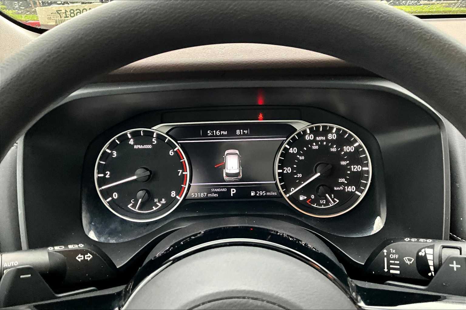 2023 Nissan Rogue SV photo 23