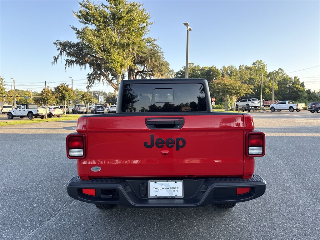 2025 Jeep Gladiator Sport S photo 4
