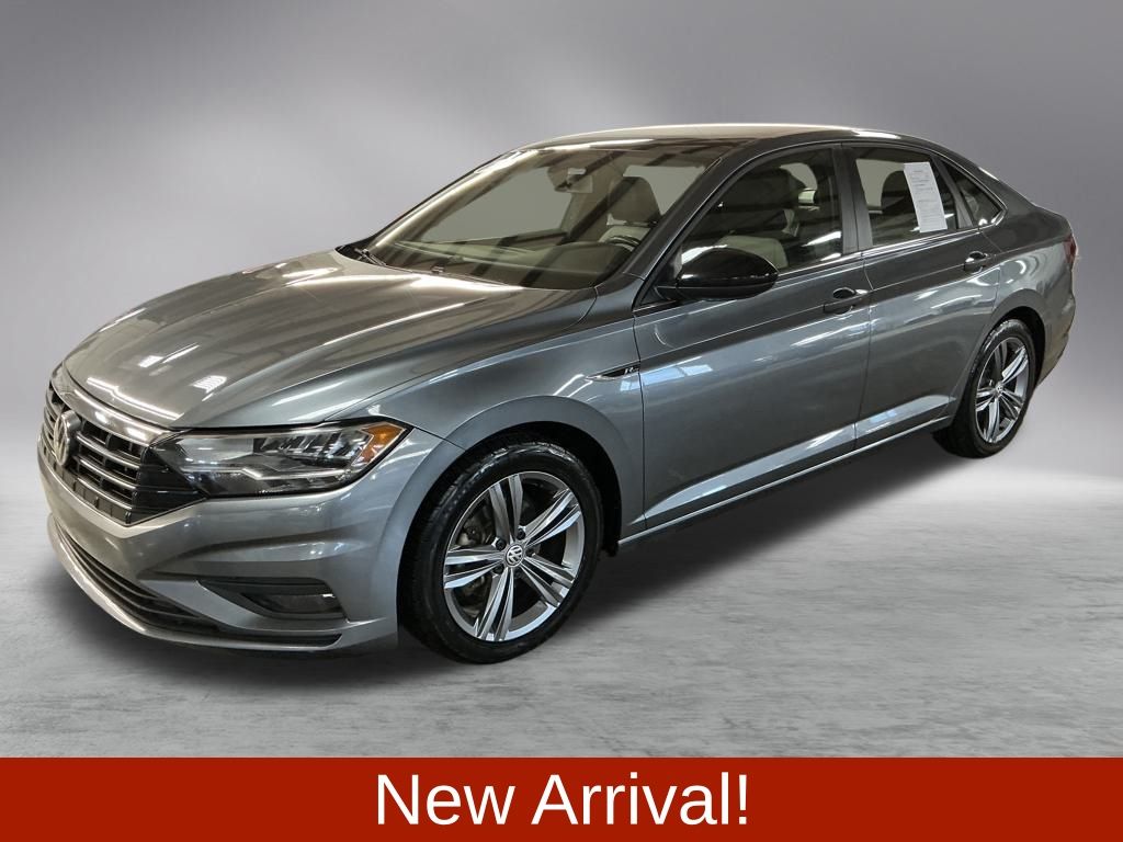 2021 Volkswagen Jetta R-Line's photo