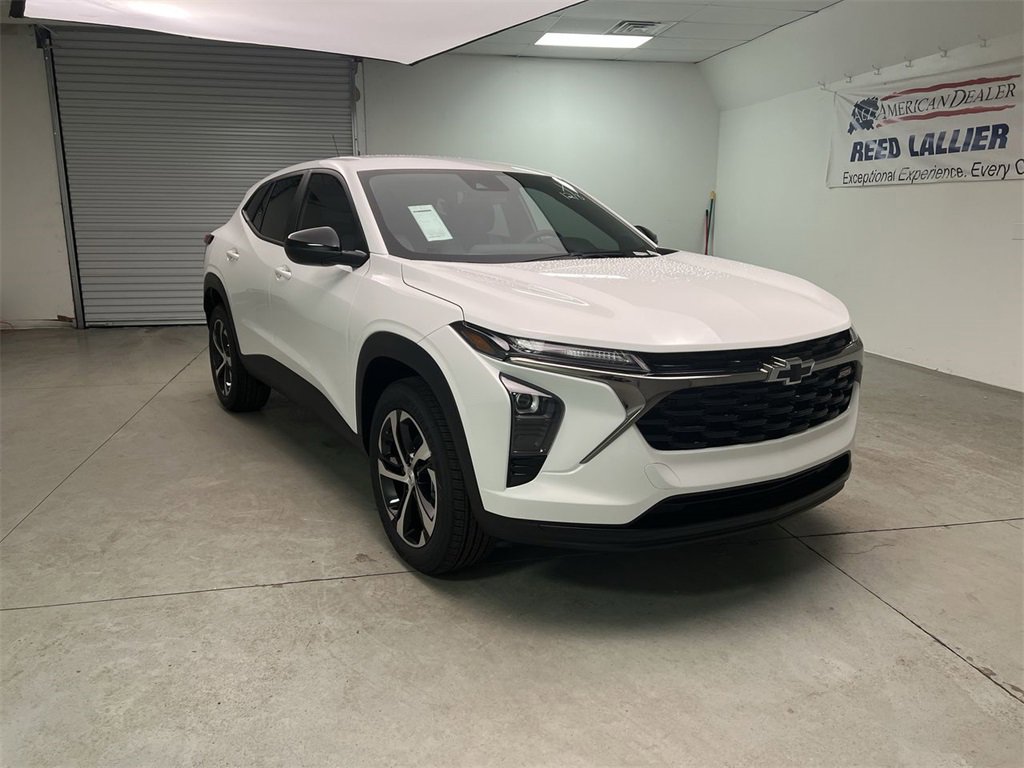 2026 Chevrolet Trax RS's photo