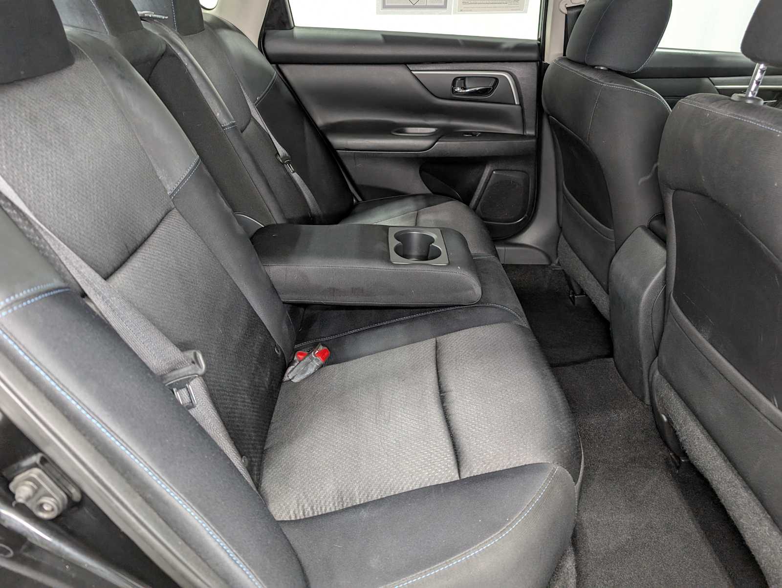 2016 Nissan Altima 2.5 SR photo 38