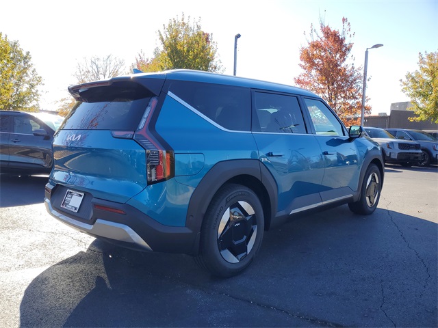2026 Kia EV9 Wind photo 3