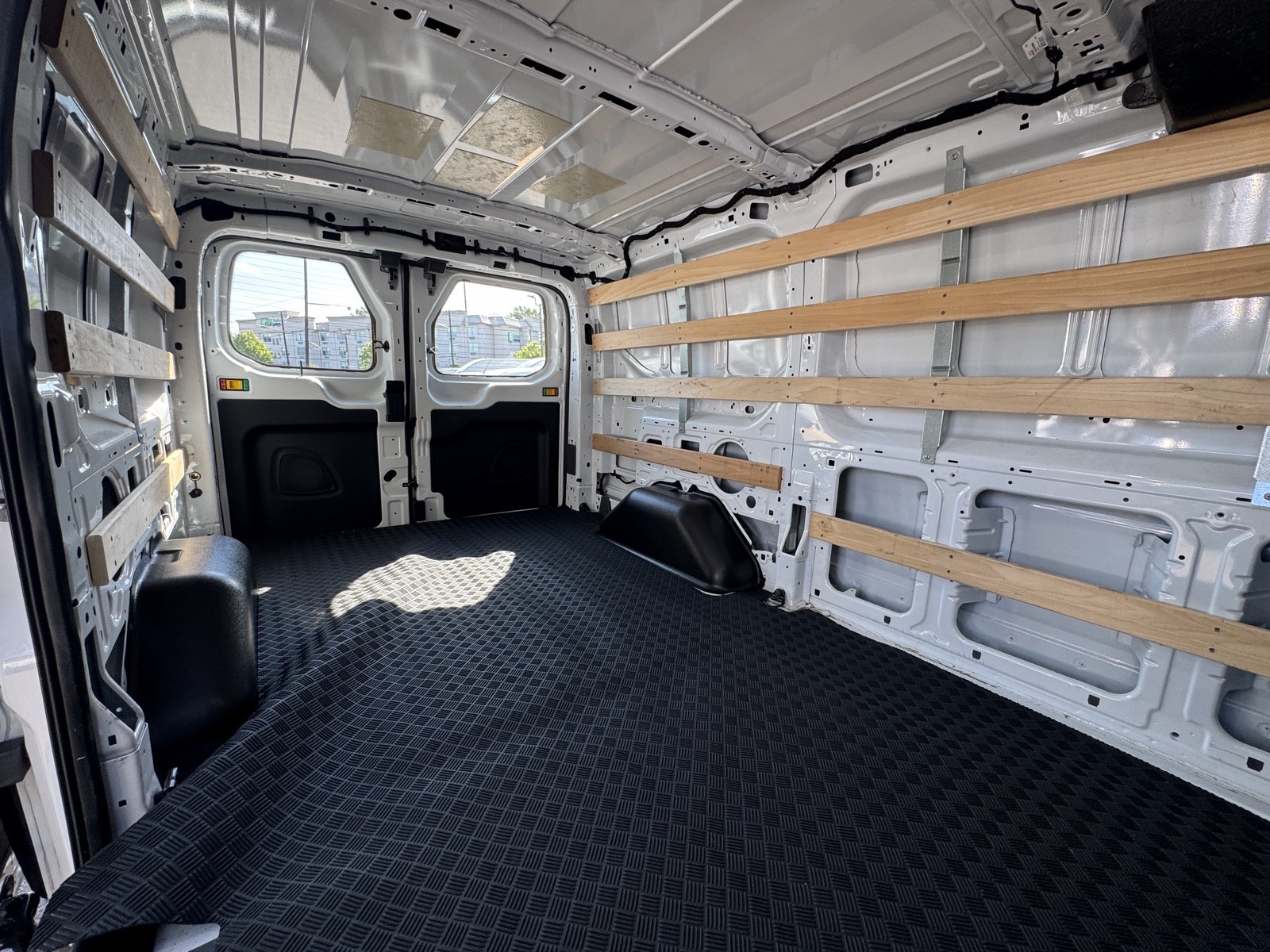 2024 Ford Transit photo 10