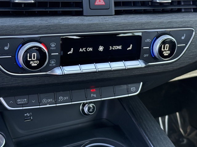 2019 Audi A4 2.0T Premium photo 13
