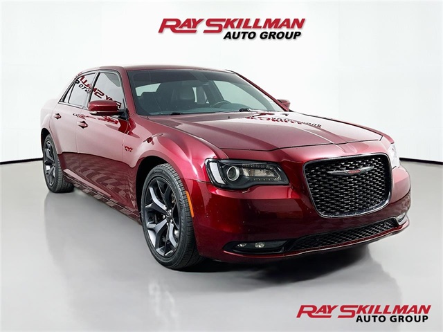 2021 Chrysler 300 S's photo