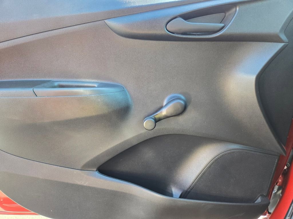 2021 Chevrolet Spark LS photo 17
