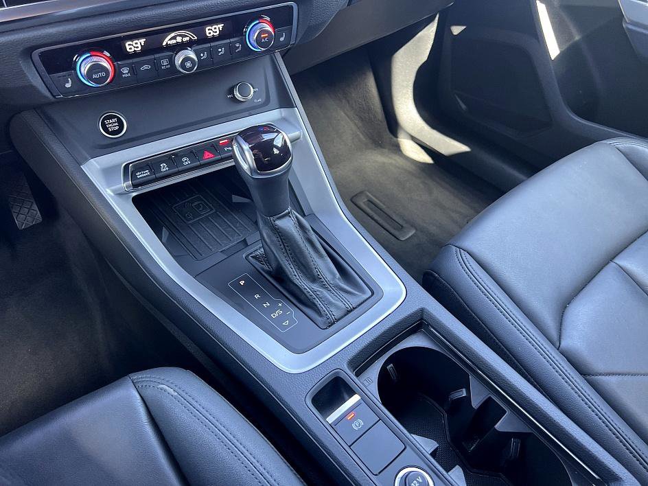 2024 Audi Q3 S line Premium photo 23