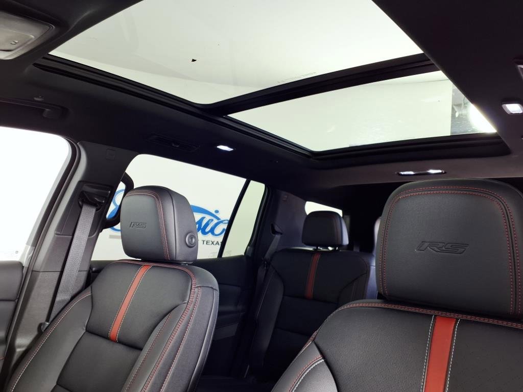 2026 Chevrolet Traverse RS photo 5