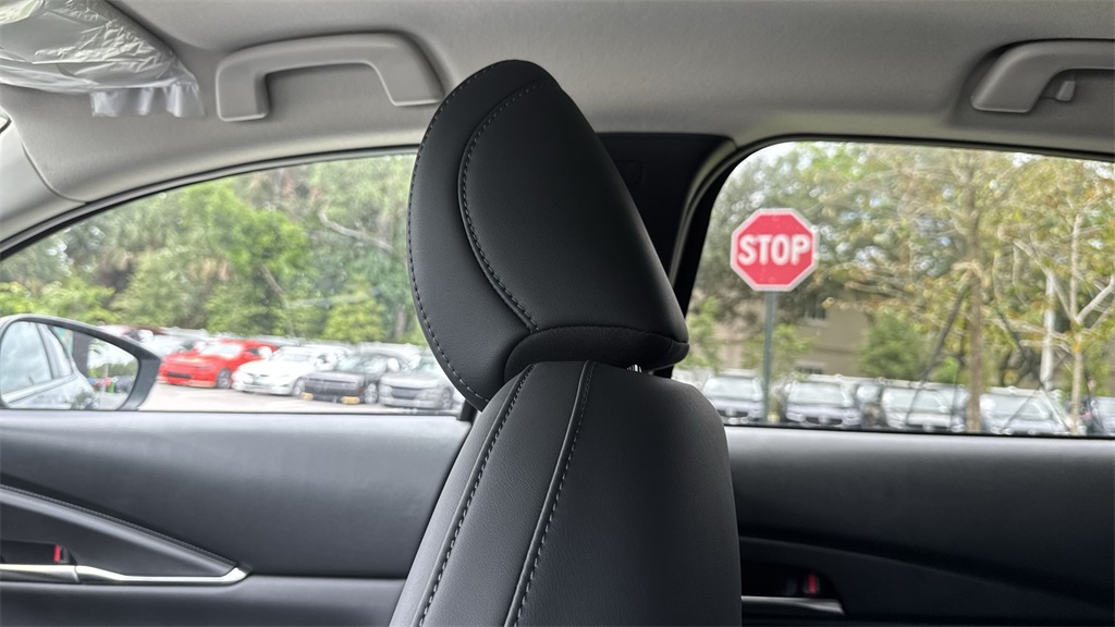 2025 Mazda CX-30 2.5 S Preferred photo 16