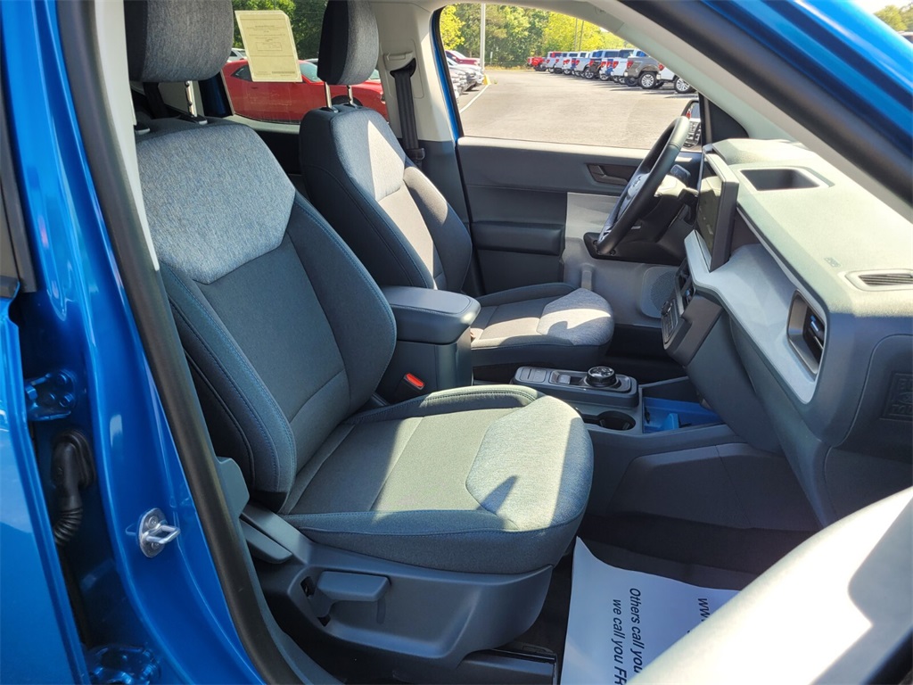 2025 Ford Maverick XLT photo 13