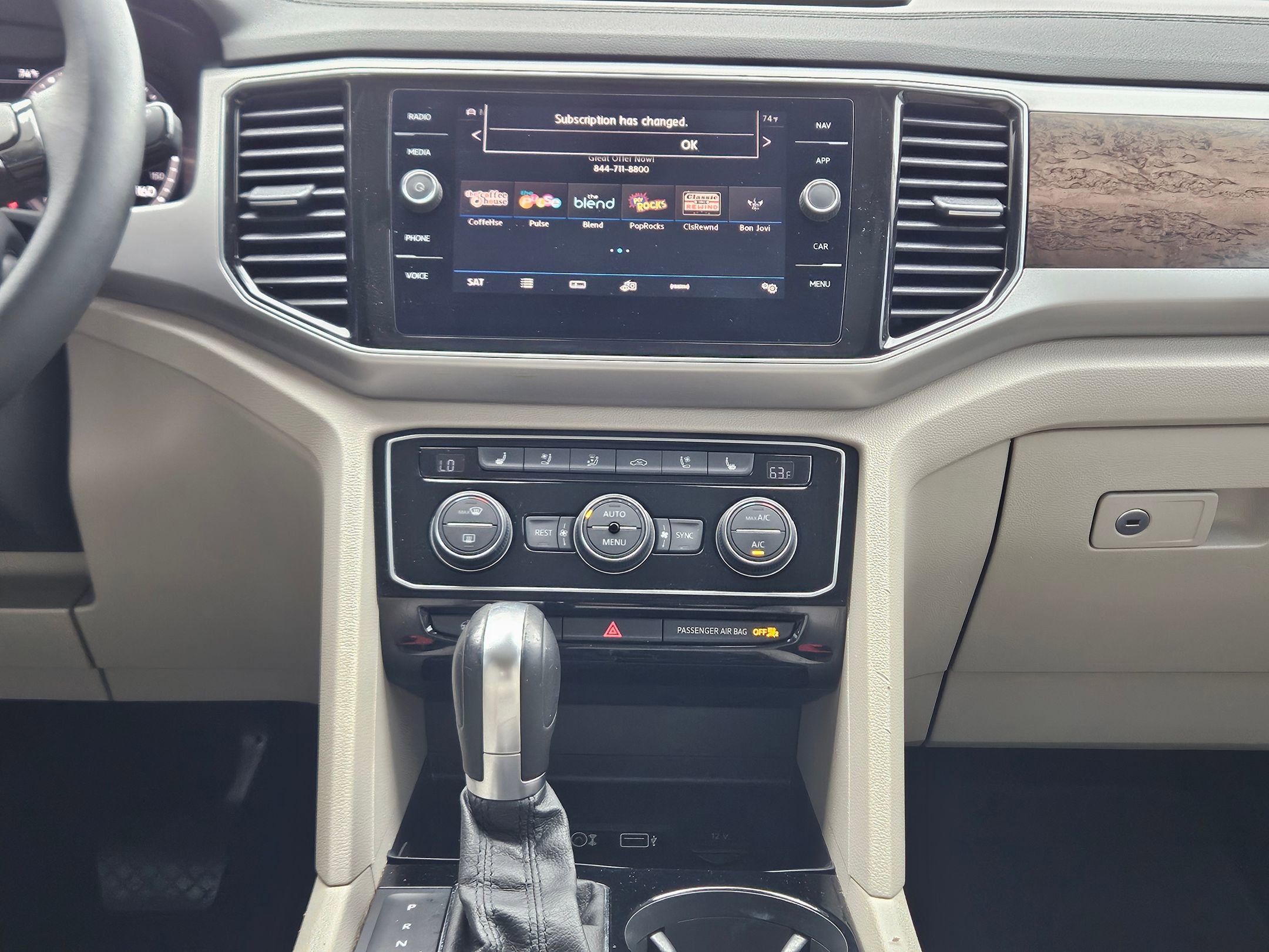 2019 Volkswagen Atlas V6 SEL Premium photo 6