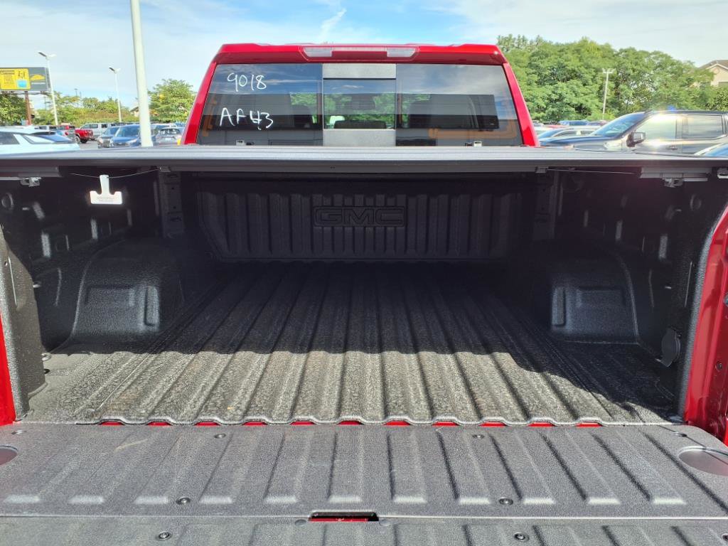 2026 Gmc Sierra 1500 SLT photo 10