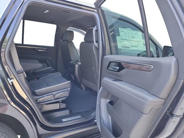 2025 Chevrolet Tahoe Premier photo 20