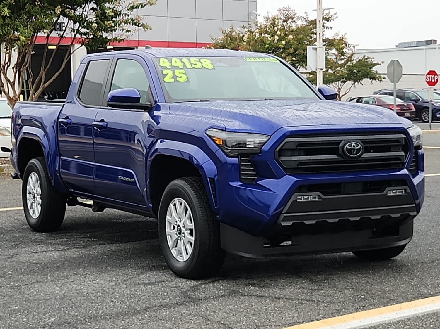 2025 Toyota Tacoma SR5 Double Cab photo 2