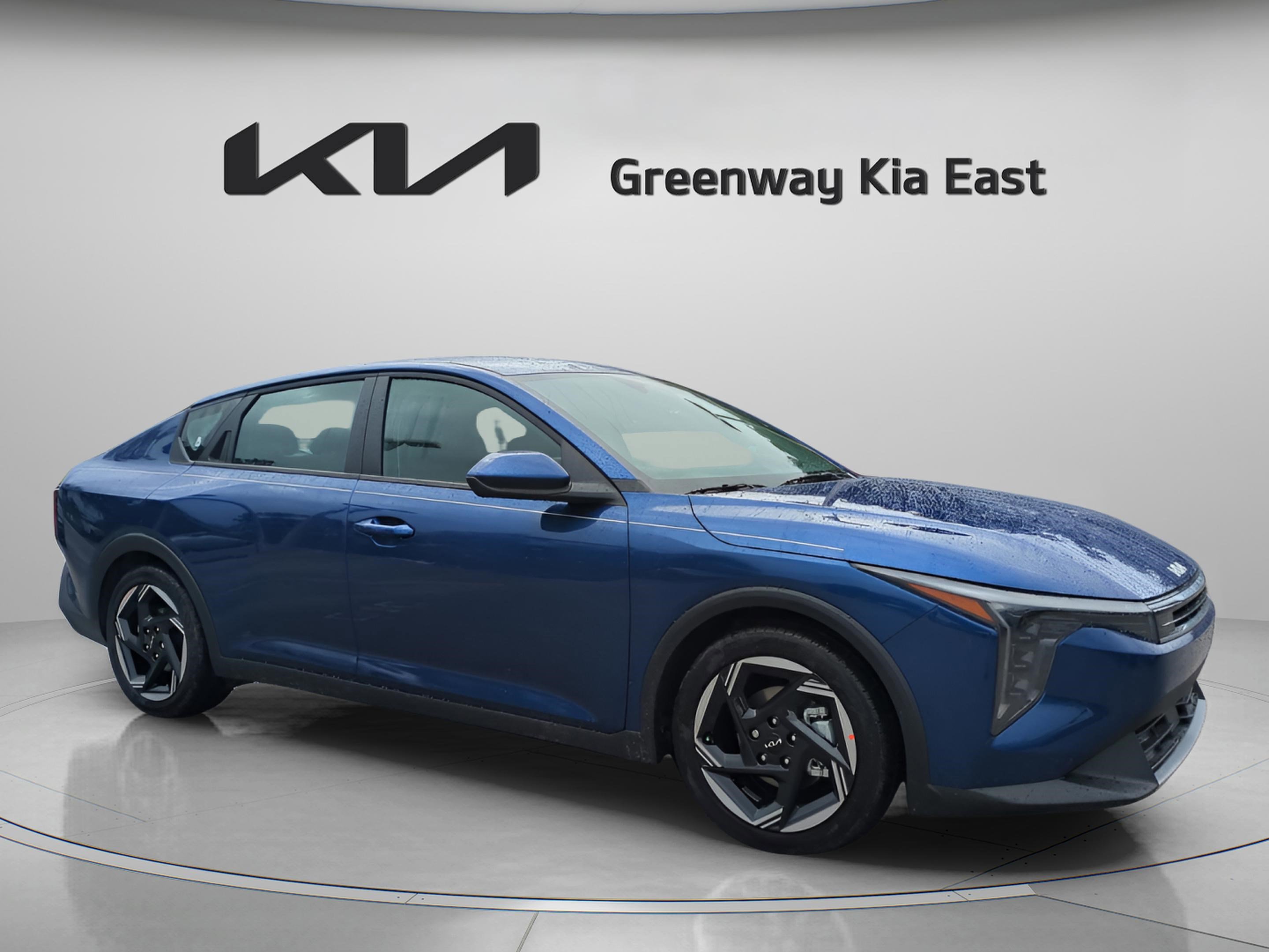 2025 Kia K4 EX's photo