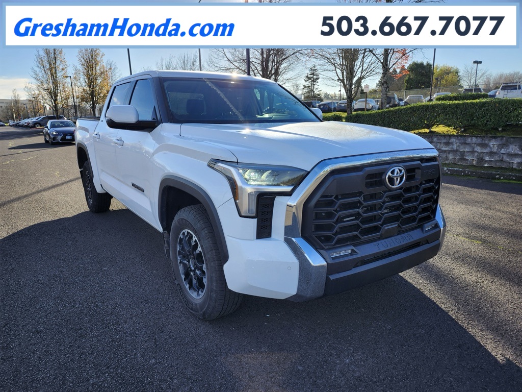 2024 Toyota Tundra SR5's photo