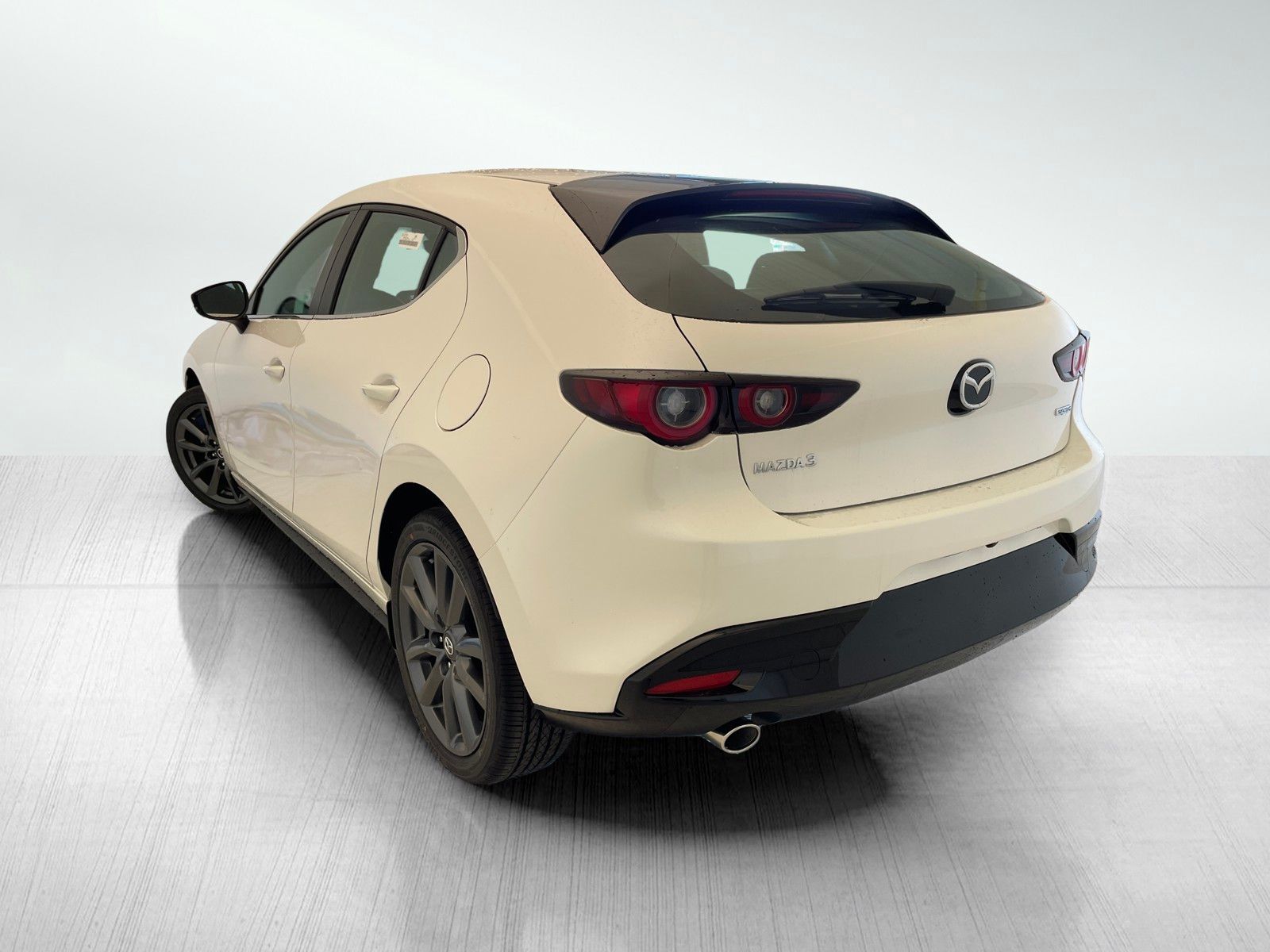 2025 Mazda Mazda3 Hatchback 2.5 s Preferred photo 4