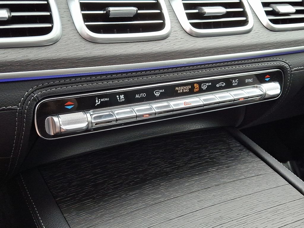 2025 Mercedes Benz GLE 450 4MATIC photo 11