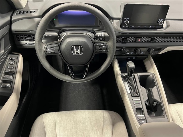2025 Honda Accord LX photo 13