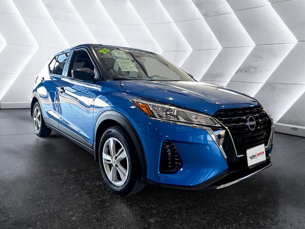2023 Nissan Kicks