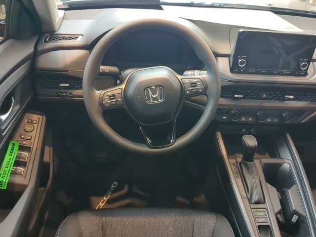 2025 Honda Accord SE photo 13