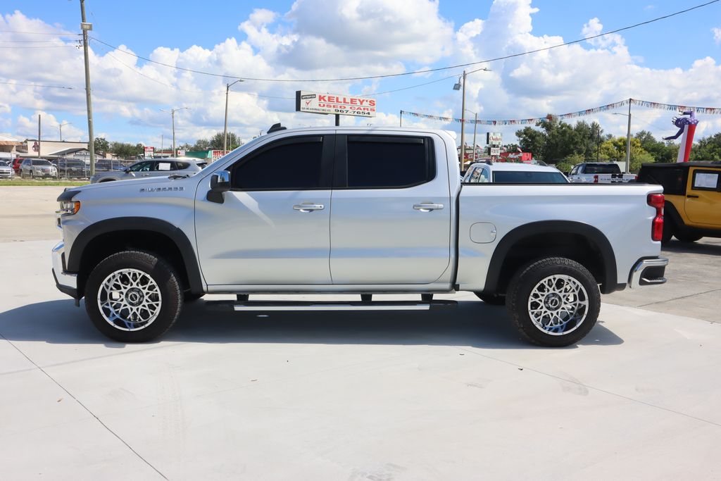 2020 Chevrolet Silverado 1500 LT photo 4