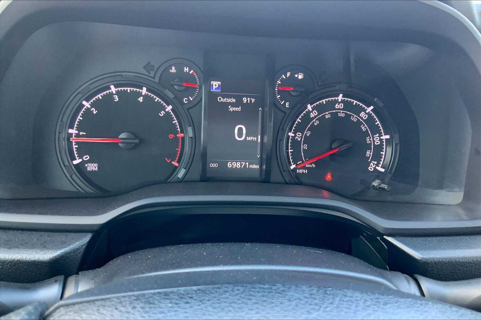 2021 Toyota 4Runner SR5 photo 18