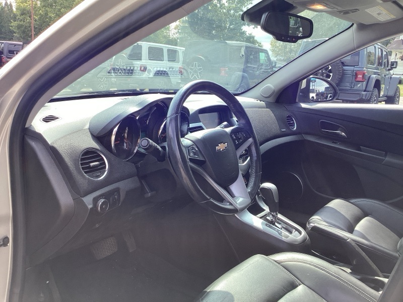 2014 Chevrolet Cruze LTZ photo 19