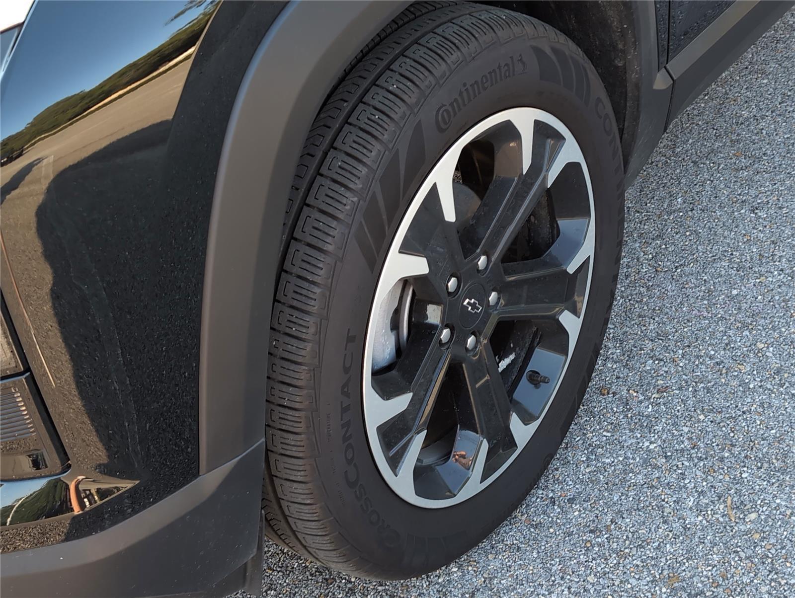 2025 Chevrolet Equinox LT photo 31