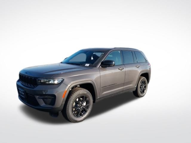 2025 Jeep Grand Cherokee Laredo Altitude photo 2