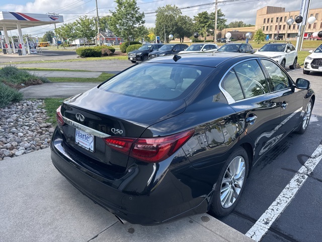 2021 Infiniti Q50 3.0t LUXE photo 3