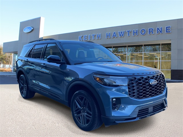 2026 Ford Explorer ST-LINE's photo