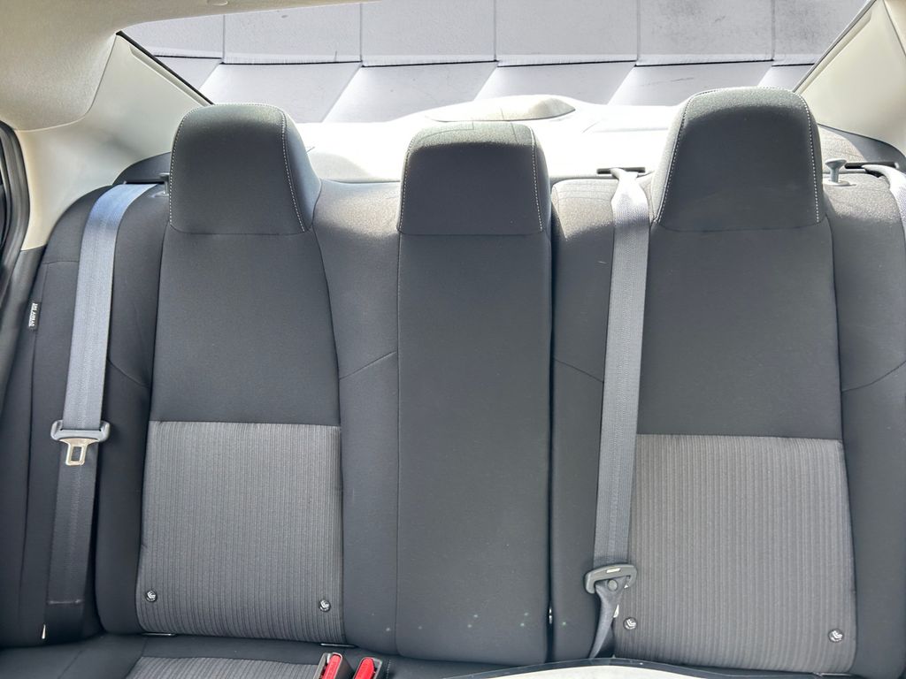 2025 Nissan Sentra SV photo 12