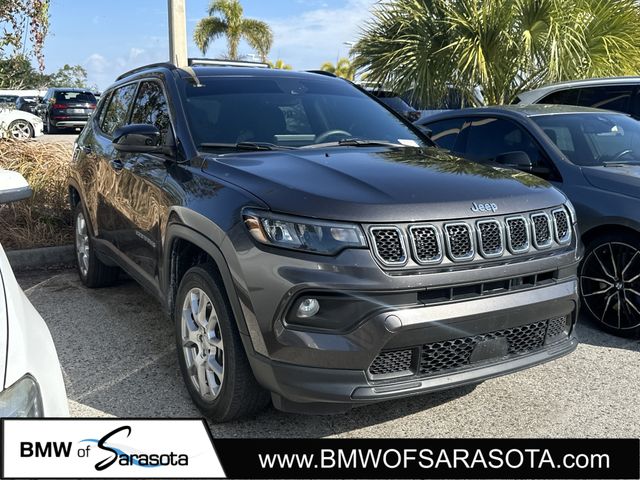 2023 Jeep Compass Latitude Lux's photo