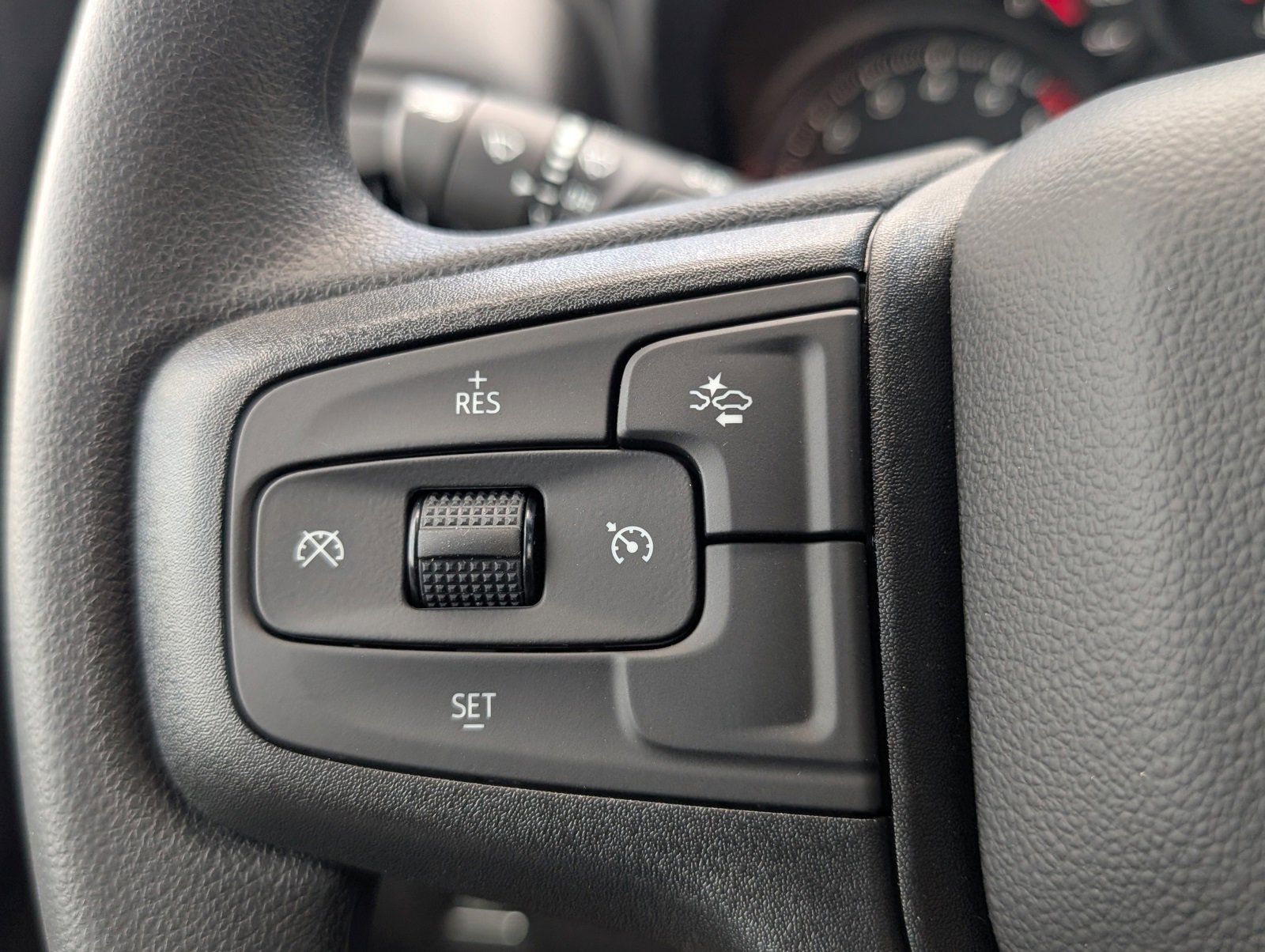 2025 Chevrolet Silverado 1500 Custom photo 12