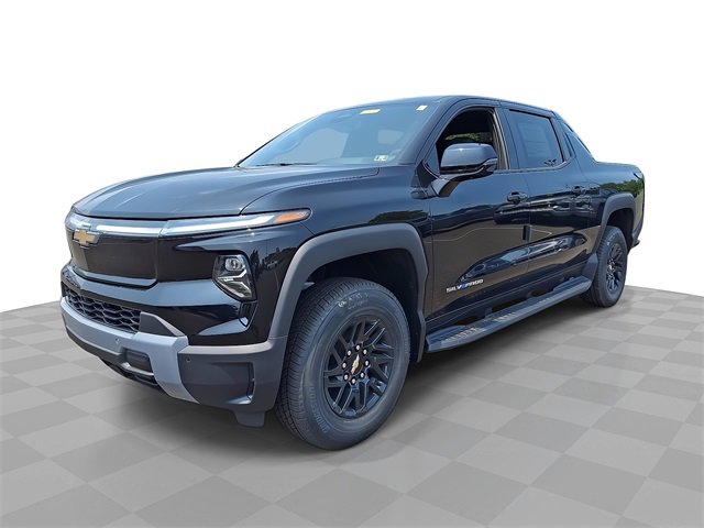 2025 Chevrolet Silverado EV LT's photo