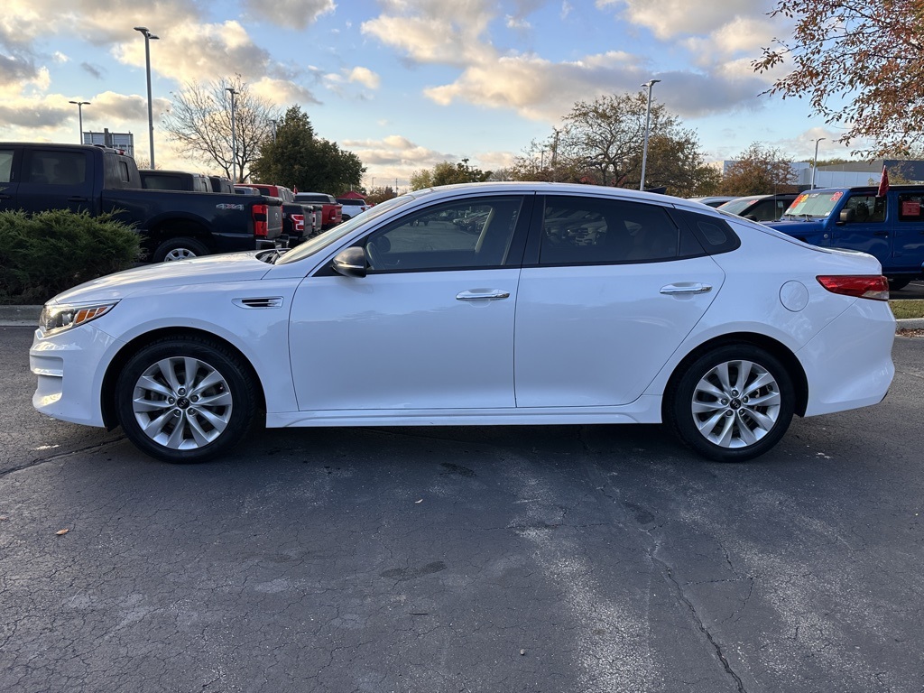 2018 Kia Optima EX photo 3