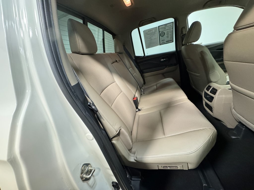 2019 Honda Ridgeline RTL-E photo 11