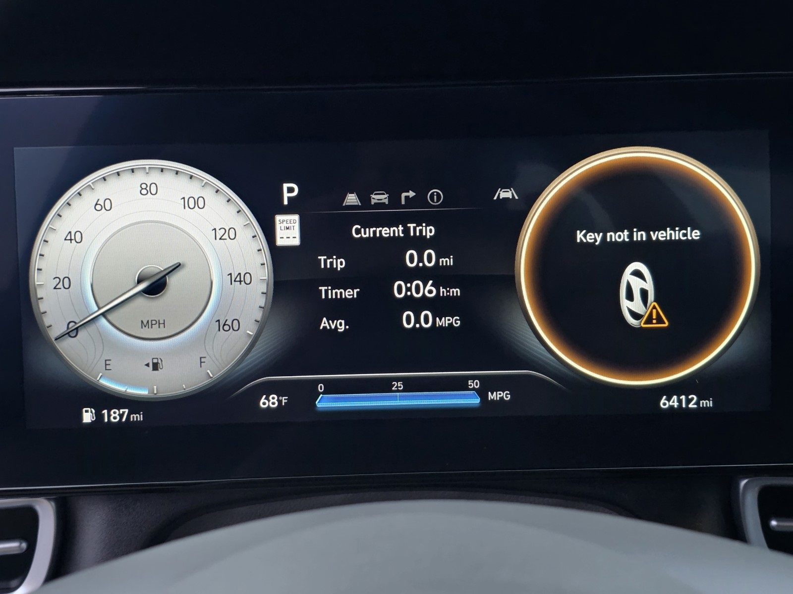 2024 Hyundai Elantra SEL photo 31
